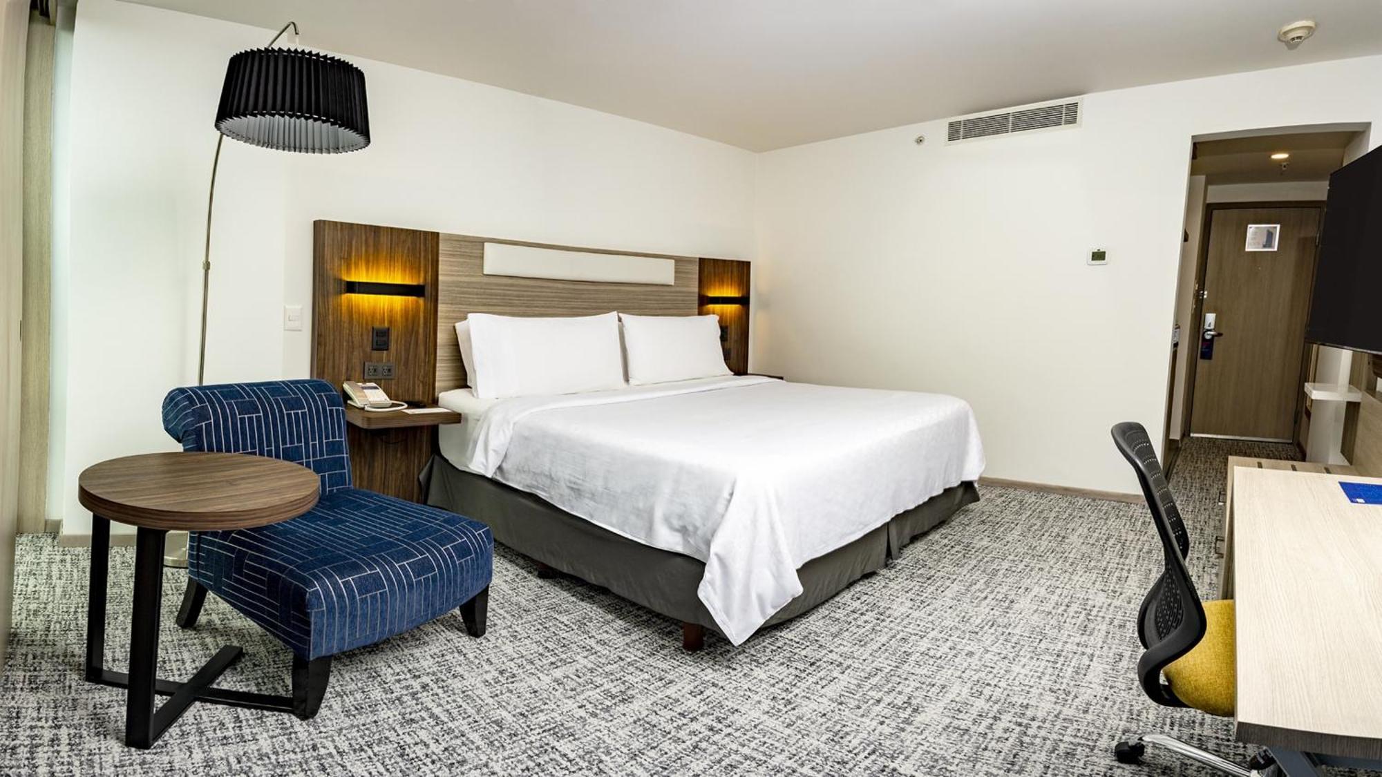 Holiday Inn Express Toluca Galerias Metepec By Ihg Exteriör bild